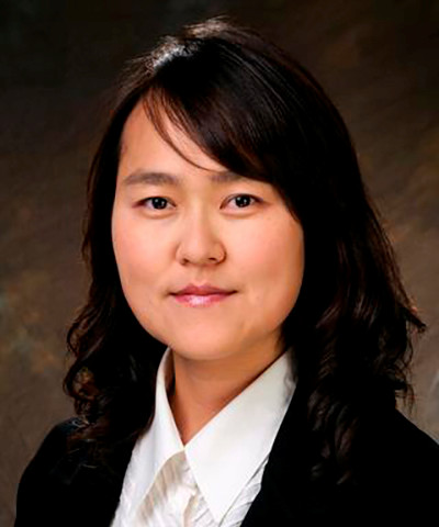 Headshot of Regine Choe.