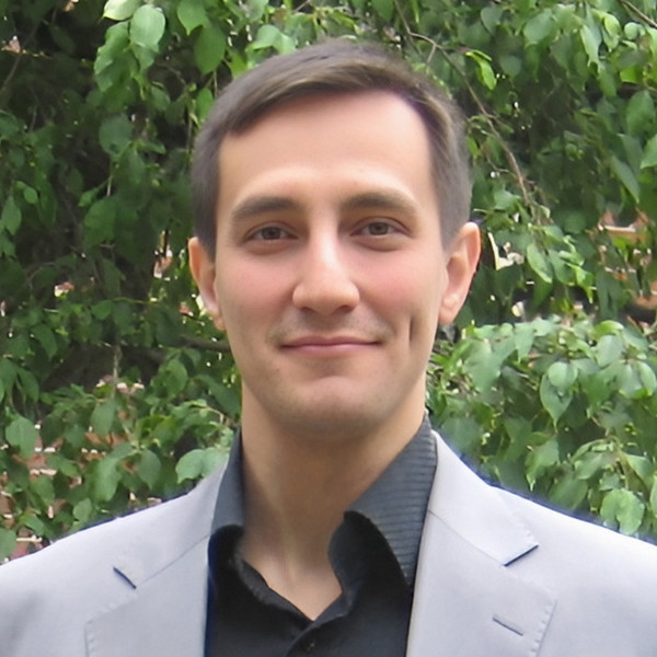 Headshot of Selcuk Kose.