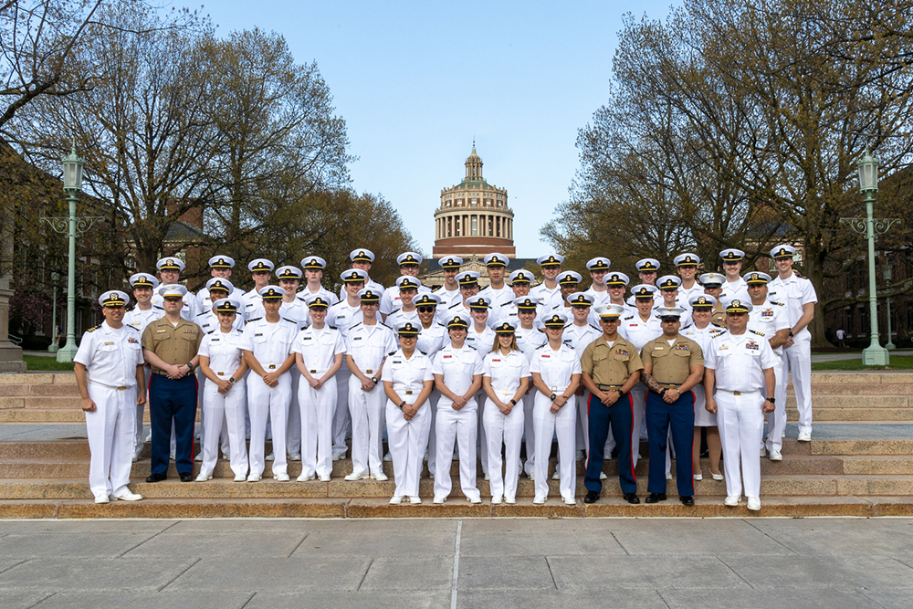A group photo of the midshipman on the Eastman Quad.