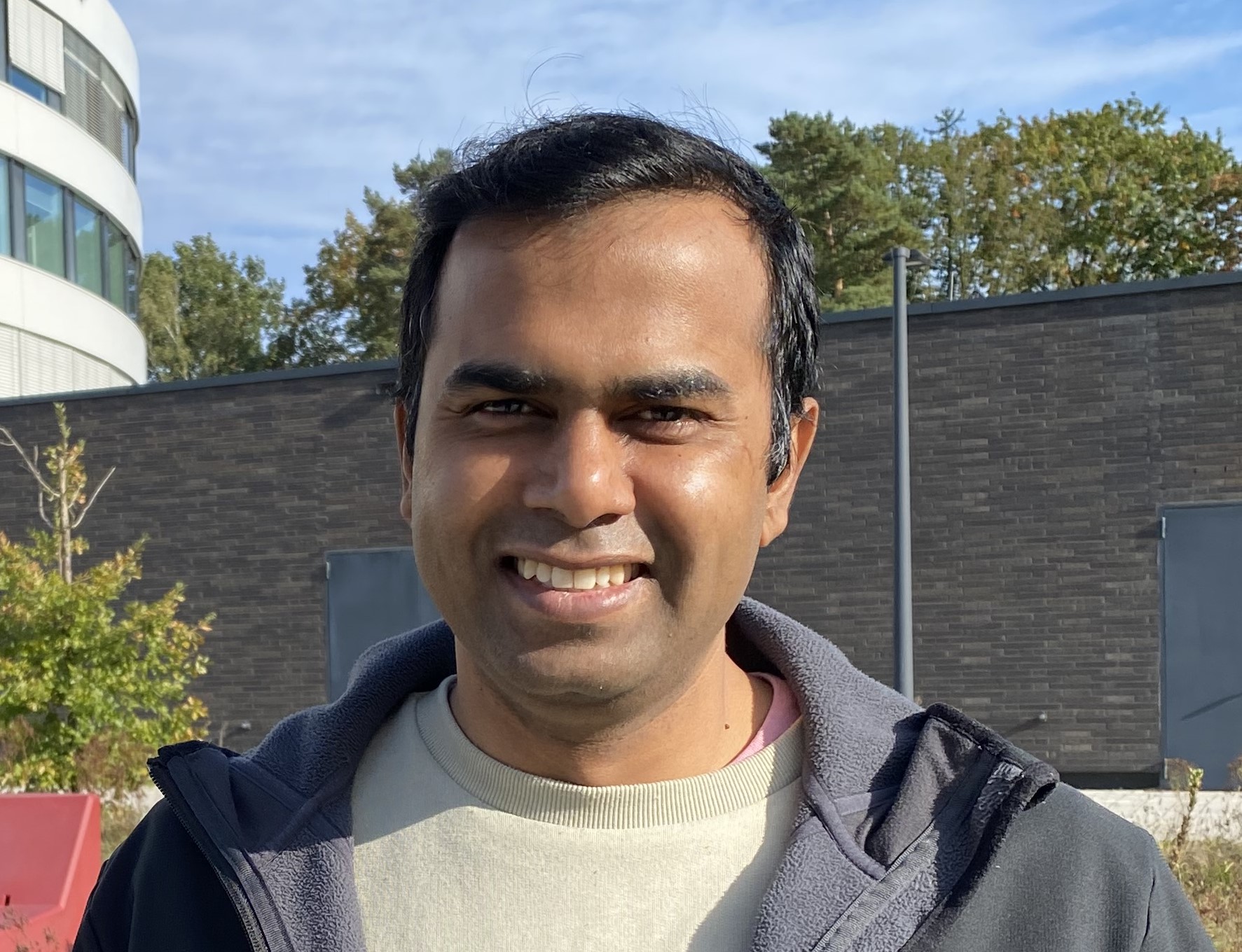 Headshot of Neetesh Singh.
