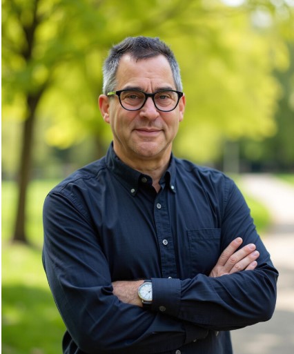 Headshot of Barry Silverstein.